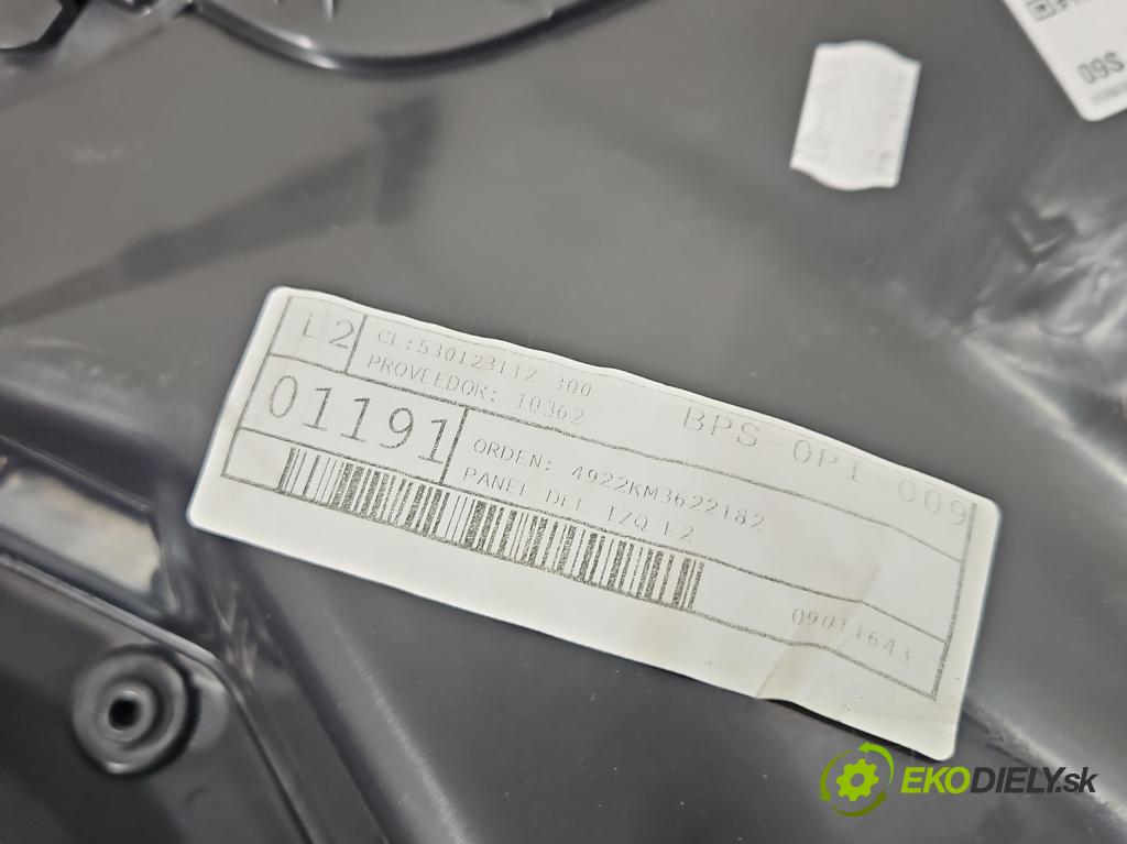 Cupra Formentor 20- 1.5 TSI 150 HP automatic 110 kW 1498 cm3 5- Čalounictví: dvere predné ľavé