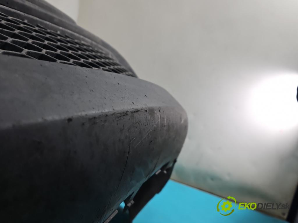 Renault Trafic III 2014 - 2.0 dci 120 HP manual 88 kW 1997 cm3 5- nárazník predné 620223380R (Kľučka dverí ostatné)