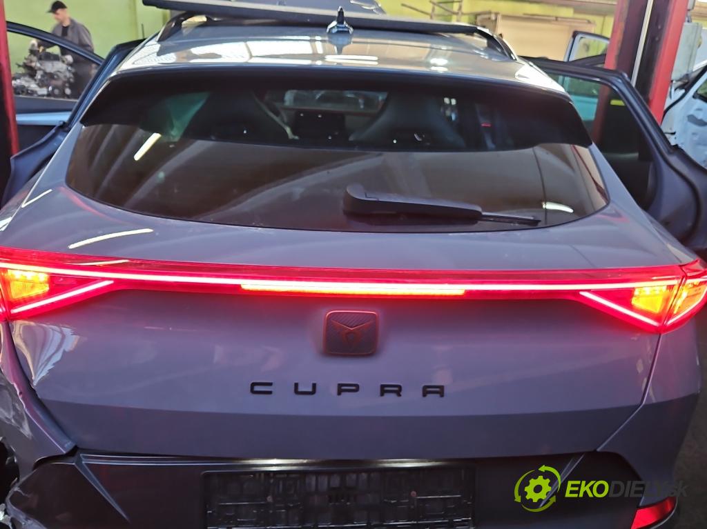 Cupra Formentor 20- 1.5 TSI 150 HP automatic 110 kW 1498 cm3 5- zaslepka: zadné 5FF945307H