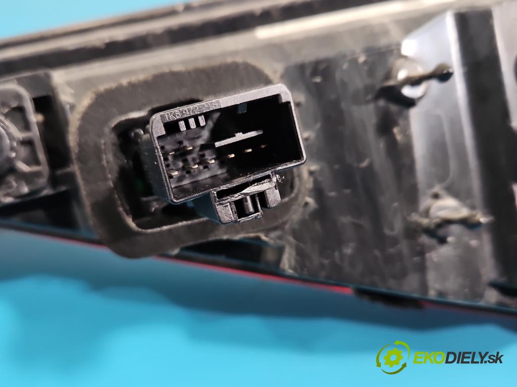 Cupra Formentor 20- 1.5 TSI 150 HP automatic 110 kW 1498 cm3 5- zaslepka: zadné 5FF945307H