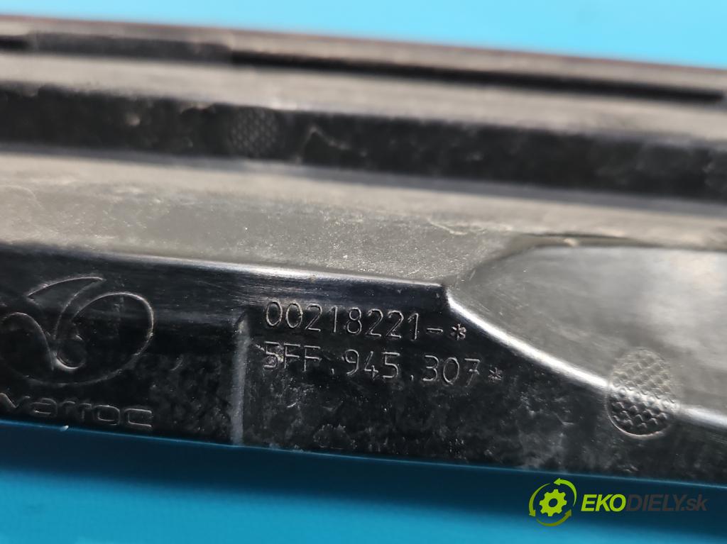 Cupra Formentor 20- 1.5 TSI 150 HP automatic 110 kW 1498 cm3 5- zaslepka: zadné 5FF945307H