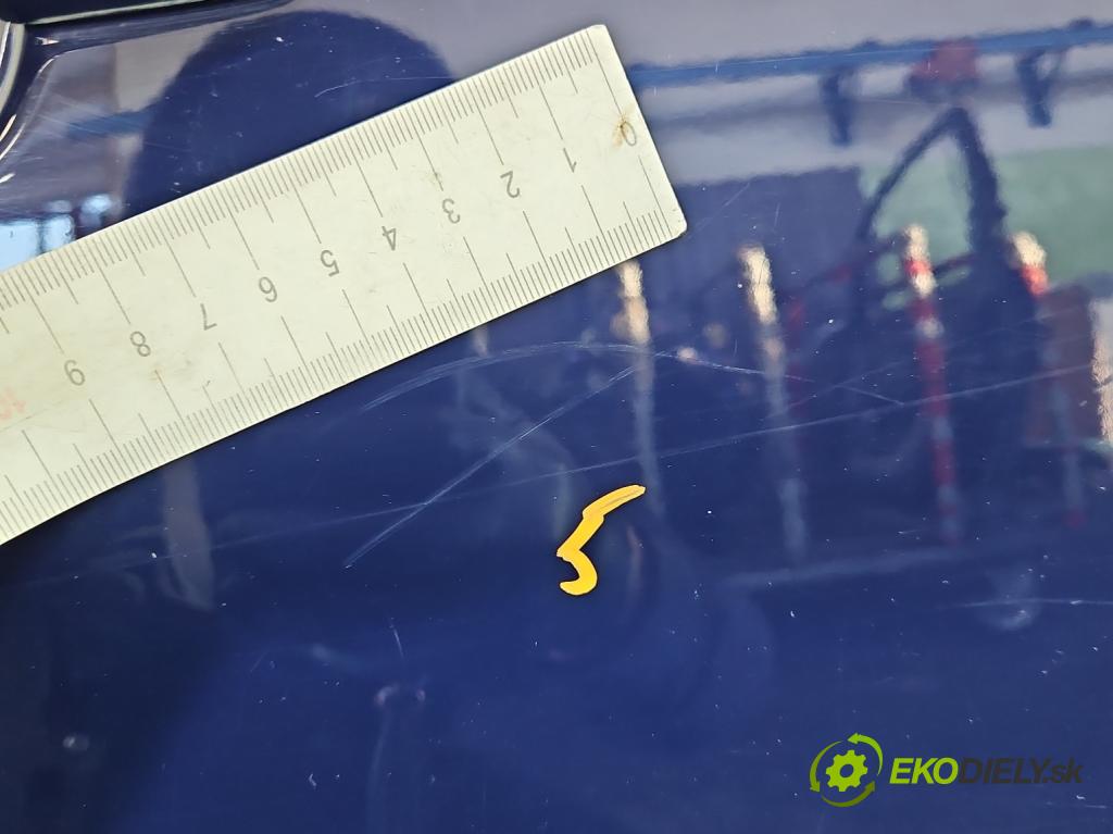 Opel Corsa E 2014-2019 1.4 16V 75 HP manual 55 kW 1398 cm3 5- dvere zadné pravé  (Kľučka dverí ostatné)