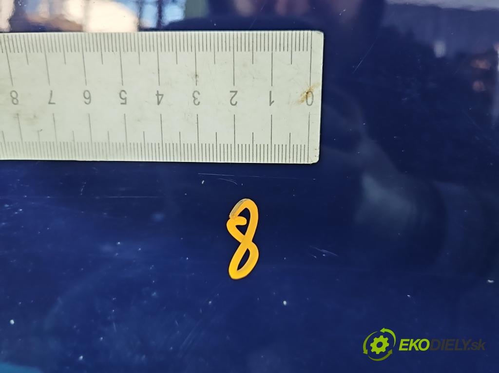 Opel Corsa E 2014-2019 1.4 16V 75 HP manual 55 kW 1398 cm3 5- dvere predné ľavé  (Kľučka dverí ostatné)