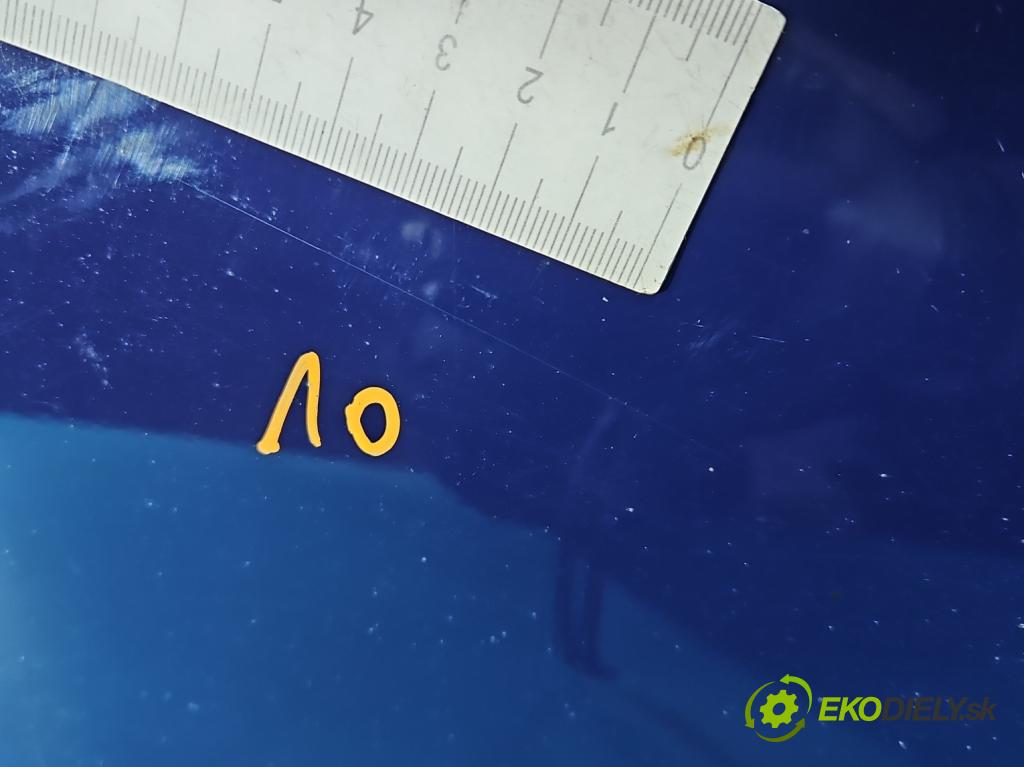 Opel Corsa E 2014-2019 1.4 16V 75 HP manual 55 kW 1398 cm3 5- dvere predné ľavé  (Kľučka dverí ostatné)