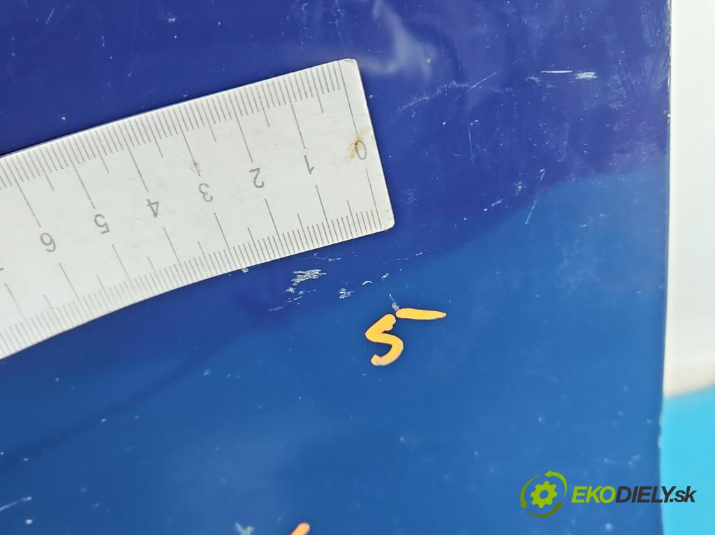 Opel Corsa E 2014-2019 1.4 16V 75 HP manual 55 kW 1398 cm3 5- dvere predné ľavé  (Kľučka dverí ostatné)