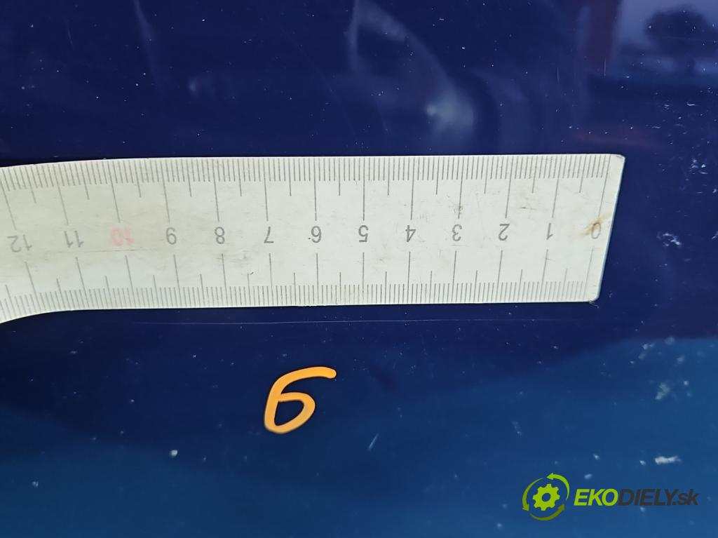 Opel Corsa E 2014-2019 1.4 16V 75 hp manual 55 kW 1398 cm3 5- dveře přední pravé  (Klika dveří ostatní)