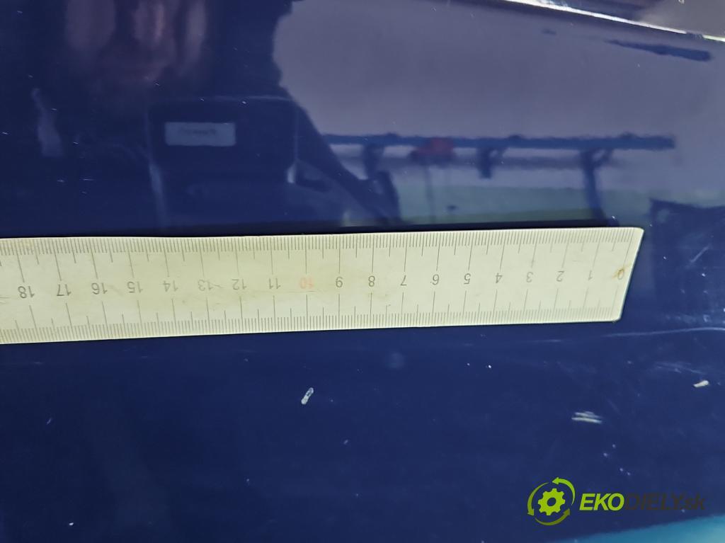 Opel Corsa E 2014-2019 1.4 16V 75 hp manual 55 kW 1398 cm3 5- dveře přední pravé  (Klika dveří ostatní)