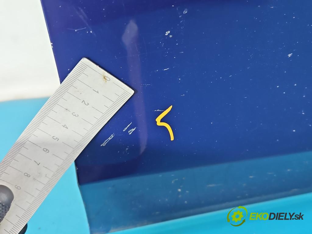 Opel Corsa E 2014-2019 1.4 16V 75 hp manual 55 kW 1398 cm3 5- dveře přední pravé  (Klika dveří ostatní)