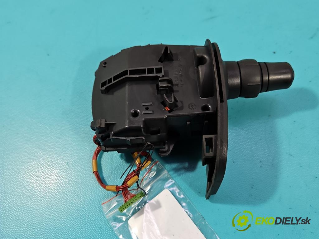 Renault Modus 1.2 16V 75 hp manual 55 kW 1149 cm3 5- Přepínač blinkry: 88102002375 (Páčky pod volantem)