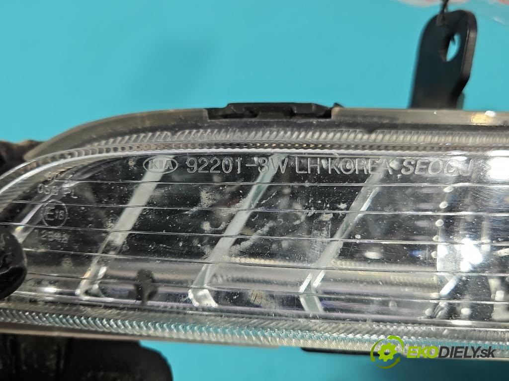 Kia Sportage III 2010-2015 2.0 crdi 184hp automatic 135 kW 1995 cm3 5- Halogen ľavý  (Kľučka dverí ostatné)