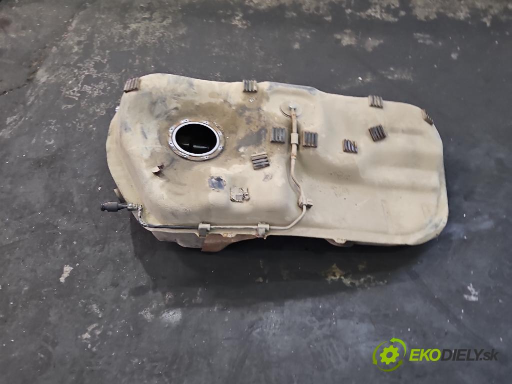 Kia Sportage III 2010-2015 2.0 crdi 184hp automatic 135 kW 1995 cm3 5- Nádrž: palivo  (Palivová nádrž)