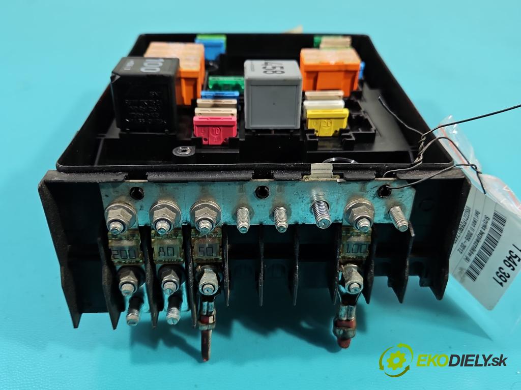 Seat Leon II 2005-2012 1.6 SR 102 hp manual 75 kW 1595 cm3 5- skříňka pojistková  (Pojistková skříňka)