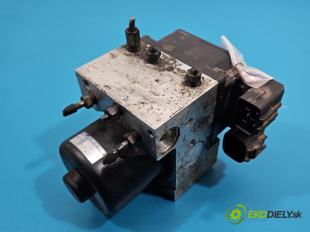 Toyota Rav4 I 1994-2000 2.0 16V 128 hp manual 94 kW 1998 cm3 3- čerpadlo abs 44510-42020 (Pumpa ABS)