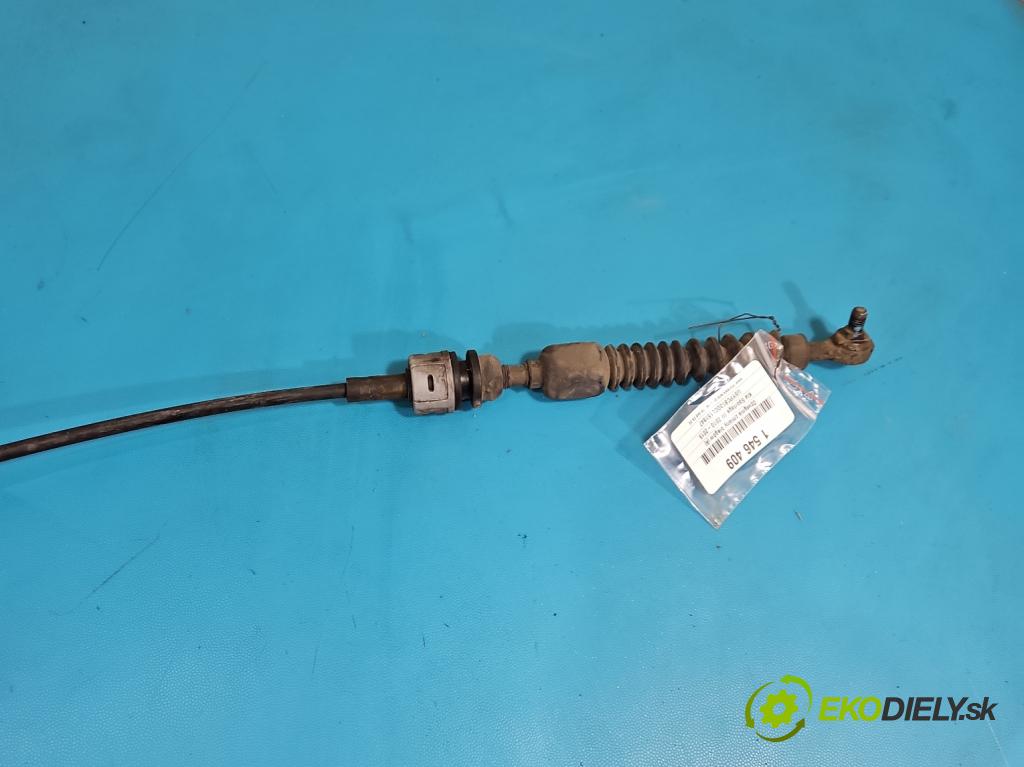 Kia Sportage III 2010-2015 2.0 crdi 184hp automatic 135 kW 1995 cm3 5- Páka: Změny: stupeň,rýchlosť 46700-3W140 (Rýchlostná páka (kulisa))