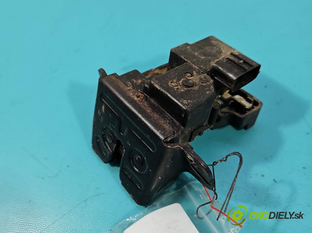 Kia Sportage III 2010-2015 2.0 crdi 184hp automatic 135 kW 1995 cm3 5- zámok kufrové dvere zadné 81230-3W000