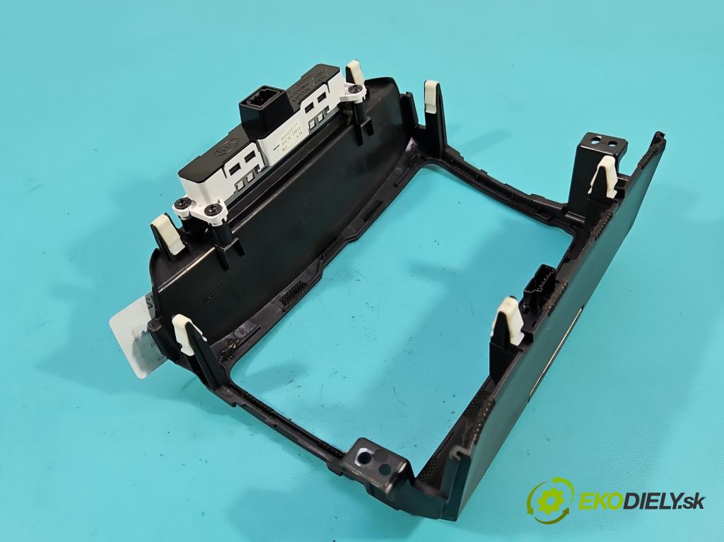 Kia Sportage III 2010-2015 2.0 crdi 184hp automatic 135 kW 1995 cm3 5- Rám: rádio: 95960-3U000