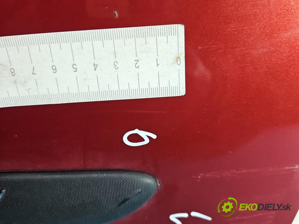 Renault Modus 1.2 16V 75 HP manual 55 kW 1149 cm3 5- dvere predné pravé  (Kľučka dverí ostatné)
