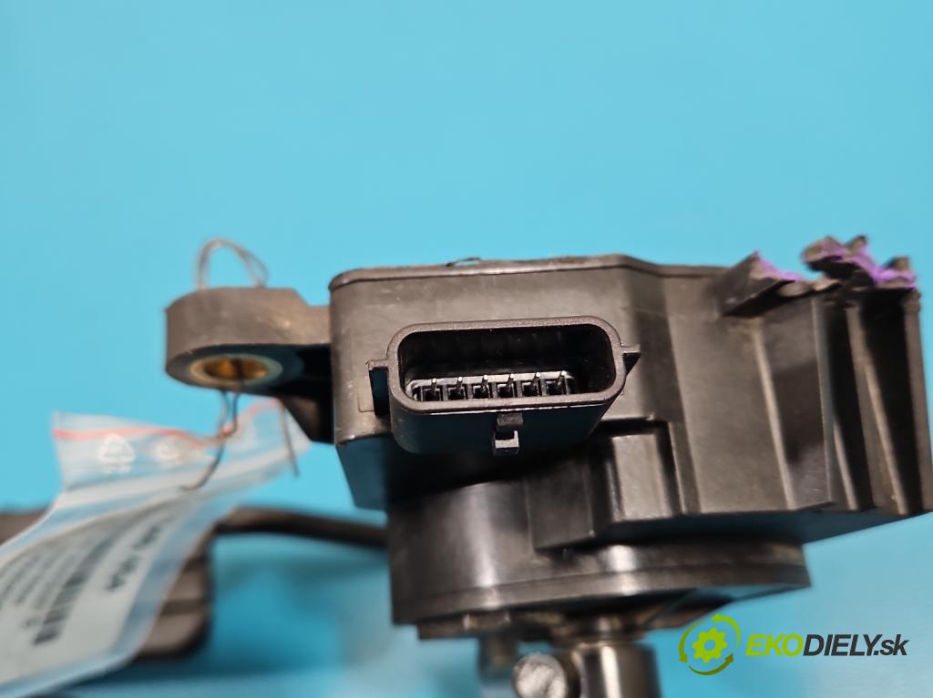 Renault Modus 1.2 16V 75 HP manual 55 kW 1149 cm3 5- pedal plyn potenciometr: 8200139319