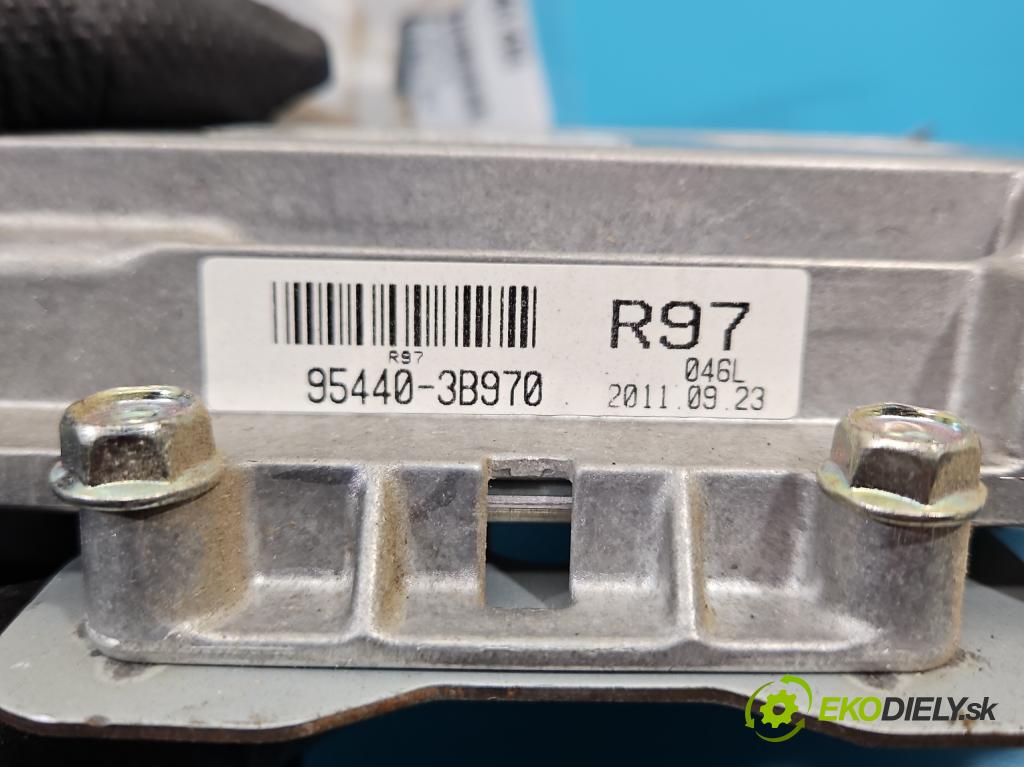 Kia Sportage III 2010-2015 2.0 crdi 184hp automatic 135 kW 1995 cm3 5- riadiaca jednotka skřie: 95440-3B970