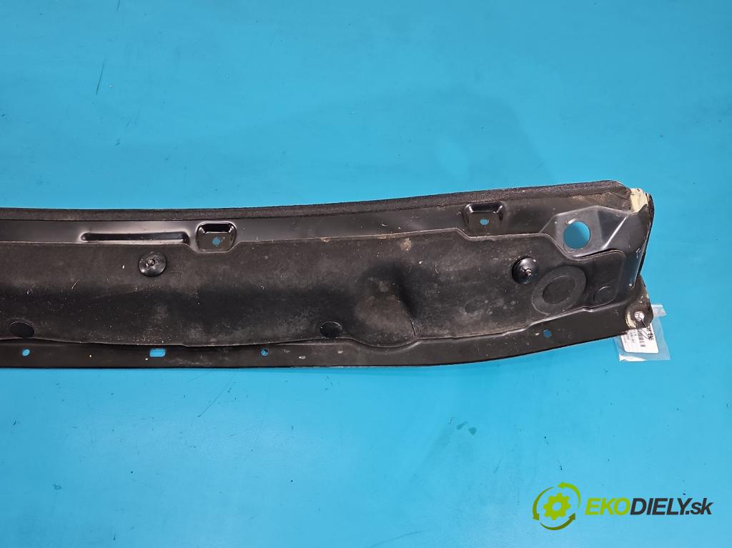 Kia Sportage III 2010-2015 2.0 crdi 184hp automatic 135 kW 1995 cm3 5- torpédo  (Torpédo (plast pod čelným sklom))