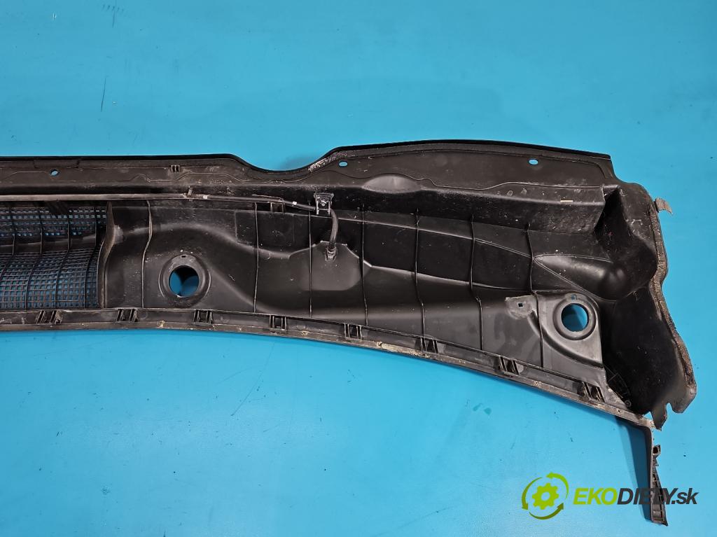 Kia Sportage III 2010-2015 2.0 crdi 184hp automatic 135 kW 1995 cm3 5- torpédo 86151-3U000 (Torpédo (plast pod čelným sklom))