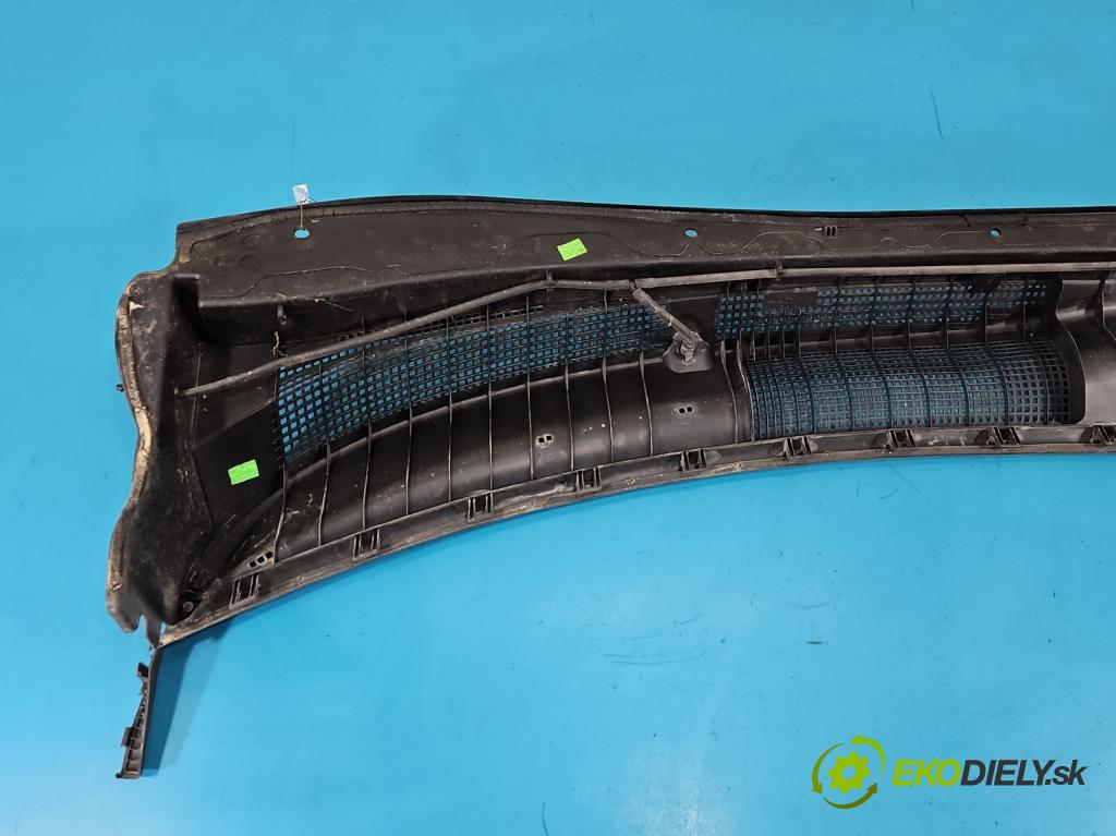 Kia Sportage III 2010-2015 2.0 crdi 184hp automatic 135 kW 1995 cm3 5- torpédo 86151-3U000 (Torpédo (plast pod čelným sklom))