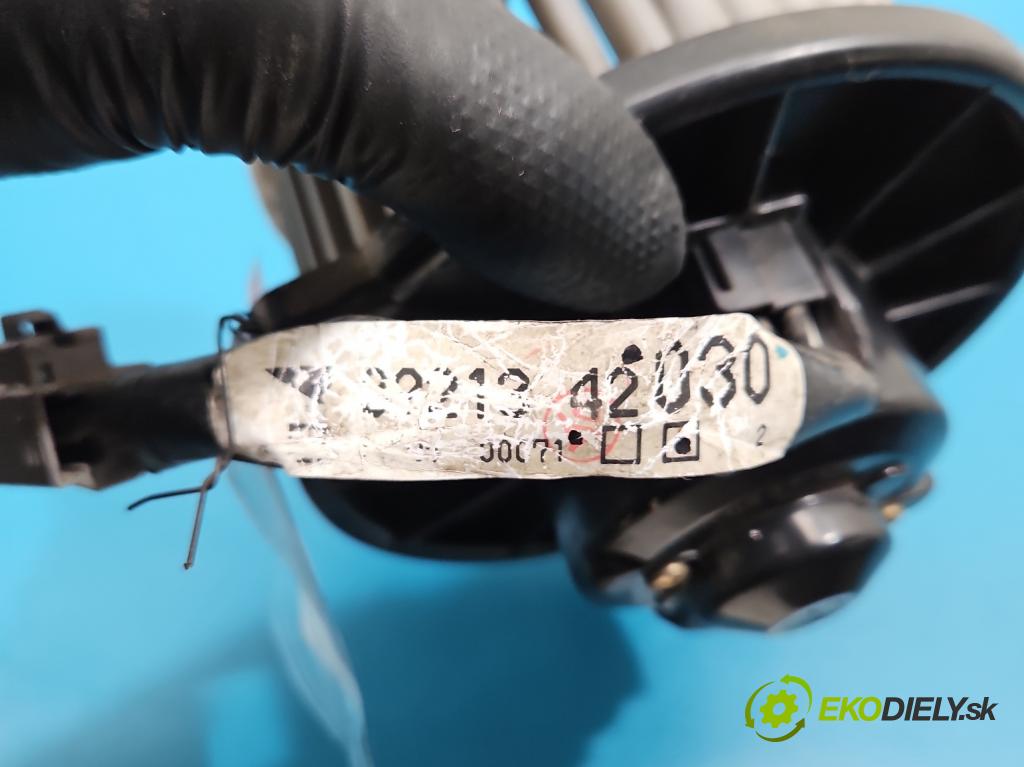 Toyota Rav4 I 1994-2000 2.0 16V 128 HP manual 94 kW 1998 cm3 3- ventilátor vzduchu 194000-0821