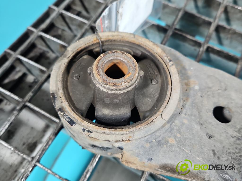 Kia Sportage III 2010-2015 2.0 crdi 184 hp automatic 135 kW 1995 cm3 5- přední pravý  (Klika dveří ostatní)