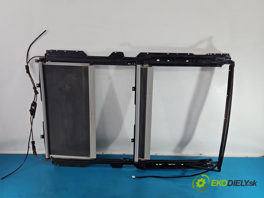 Kia Sportage III 2010-2015 2.0 crdi 184hp automatic 135 kW 1995 cm3 5- roleta 044190001100 (Roleta kufra)