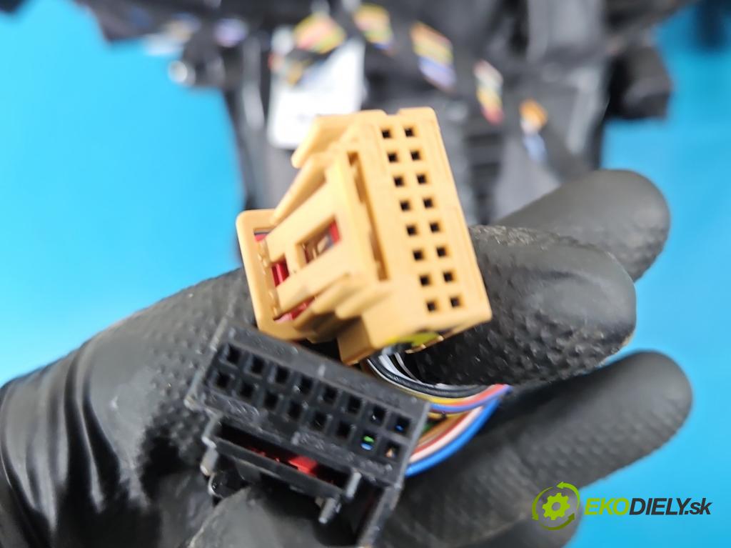 Skoda Kodiaq I 2.0 tdi 150 hp automatic 110 kW 1968 cm3 5- radiátor 4M0035504 (Radiátor topení)