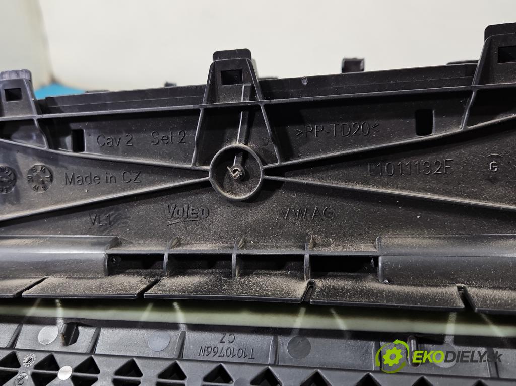 Skoda Kodiaq I 2.0 tdi 150 hp automatic 110 kW 1968 cm3 5- radiátor 4M0035504 (Radiátor topení)