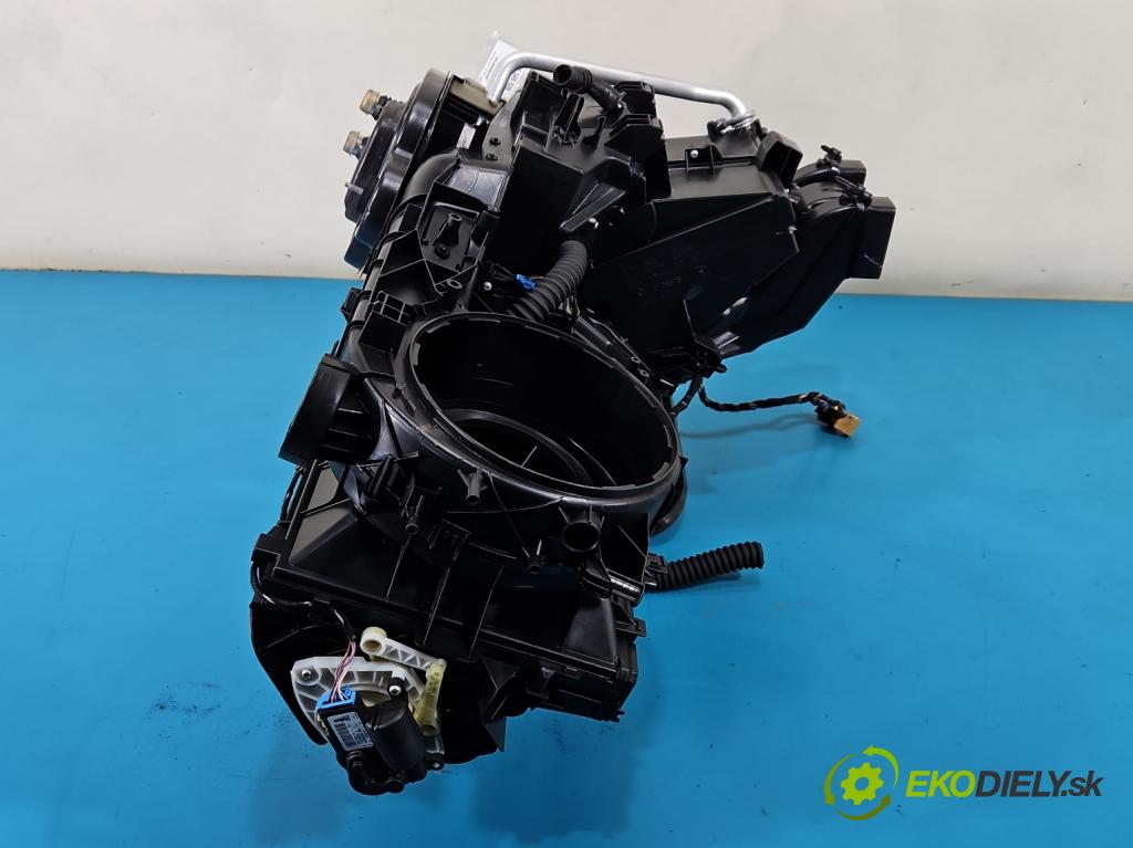 Skoda Kodiaq I 2.0 tdi 150 hp automatic 110 kW 1968 cm3 5- radiátor 4M0035504 (Radiátor topení)