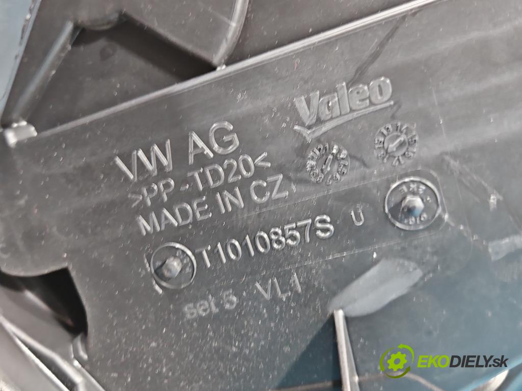 Skoda Kodiaq I 2.0 tdi 150 hp automatic 110 kW 1968 cm3 5- radiátor 4M0035504 (Radiátor topení)