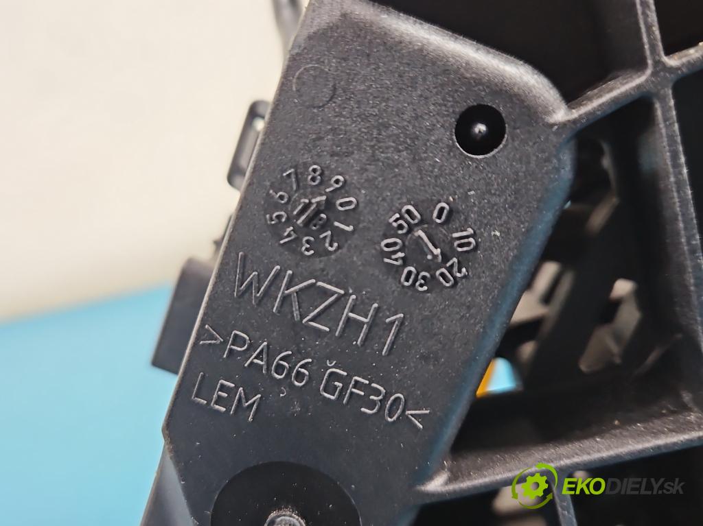 Skoda Kodiaq I 2.0 tdi 150 HP automatic 110 kW 1968 cm3 5- Páka: Změny: stupeň,rýchlosť 5QH713025Q (Rýchlostná páka (kulisa))