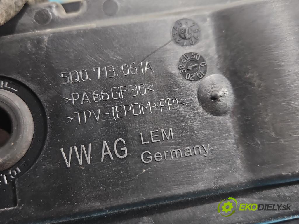 Skoda Kodiaq I 2.0 tdi 150 HP automatic 110 kW 1968 cm3 5- Páka: Změny: stupeň,rýchlosť 5QH713025Q (Rýchlostná páka (kulisa))