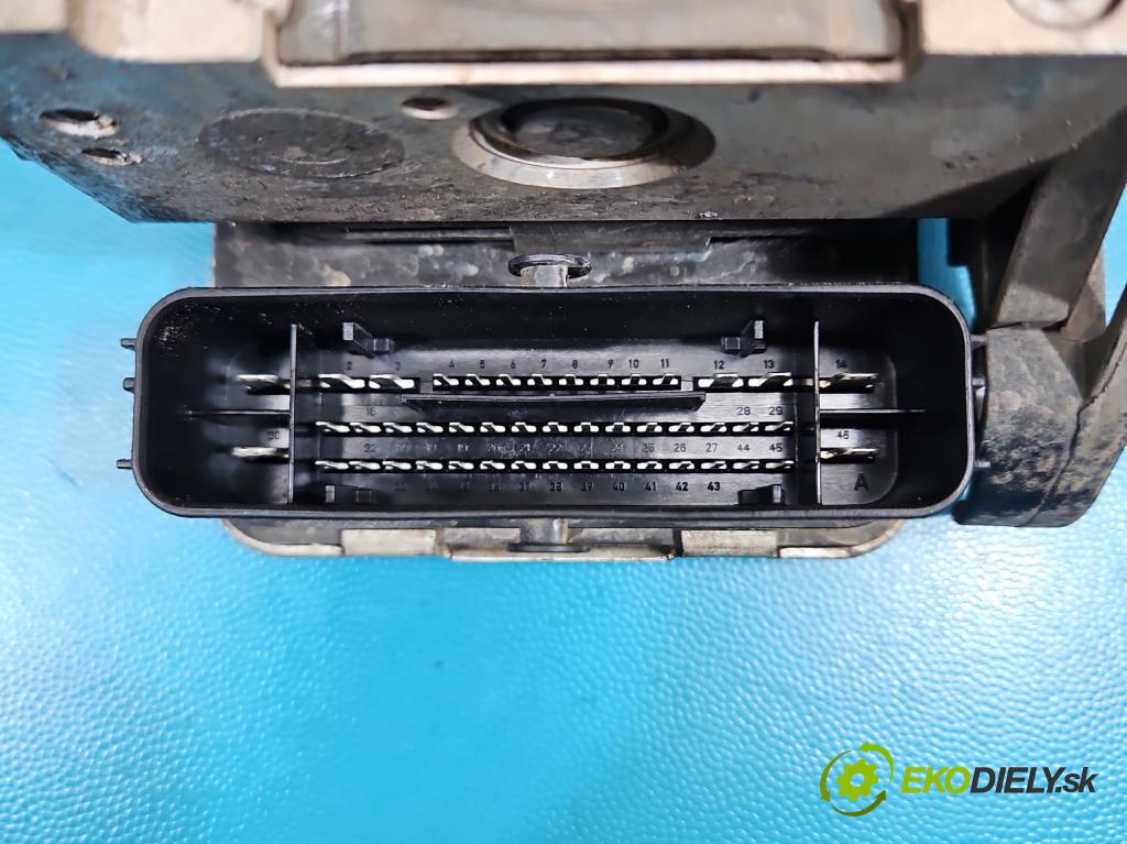 Skoda Kodiaq I 2.0 tdi 150 HP automatic 110 kW 1968 cm3 5- čerpadlo abs 5Q0614517DD (Pumpa ABS)