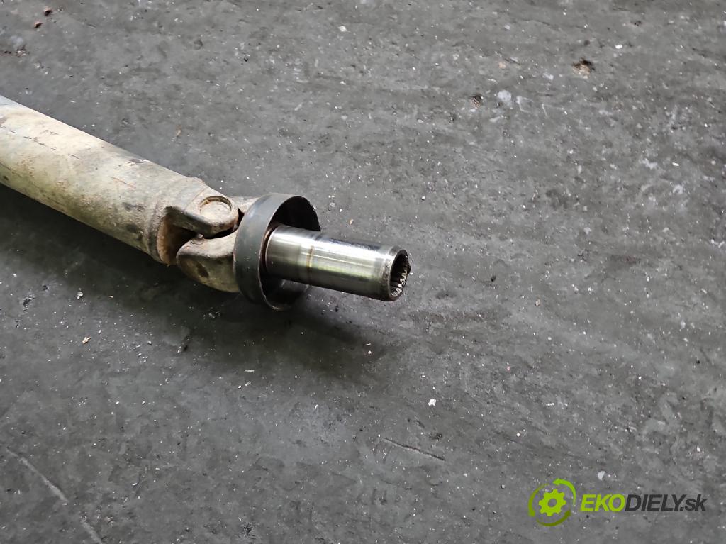 Toyota Rav4 I 1994-2000 2.0 16V 128 HP manual 94 kW 1998 cm3 3- Hřídel: zadné  (Kardaňový hriadeľ)