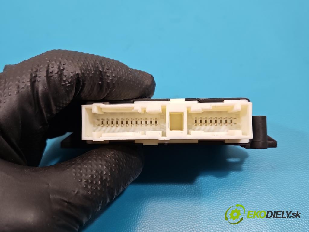 Skoda Kodiaq I 2.0 tdi 150 HP automatic 110 kW 1968 cm3 5- riadiaca jednotka parkovaní: 3Q0919294C