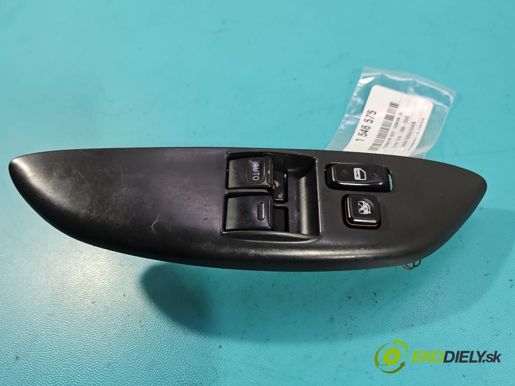 Toyota Yaris I 1999-2005 1.0 vvti 65 HP manual 48 kW 998 cm3 5- prepínač okien spätných zrkadiel