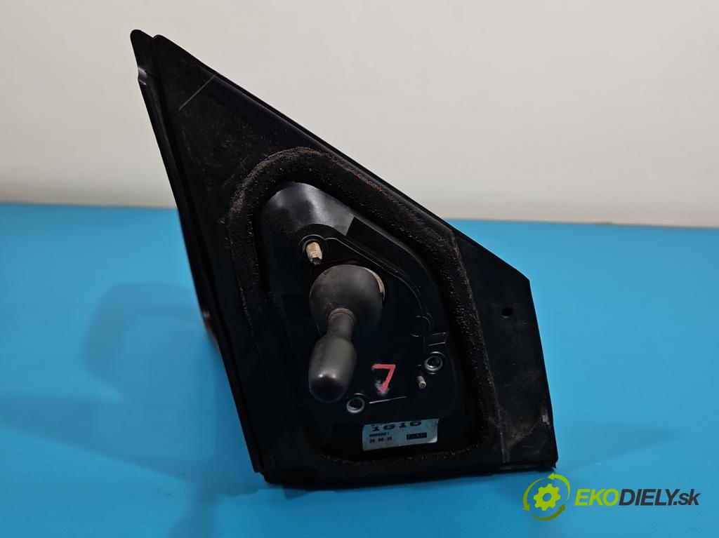 Toyota Yaris I 1999-2005 1.0 vvti 65 HP manual 48 kW 998 cm3 5- zrkadlo ľavé  (Kľučka dverí ostatné)