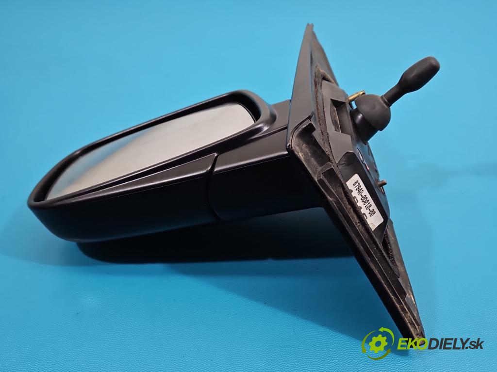 Toyota Yaris I 1999-2005 1.0 vvti 65 HP manual 48 kW 998 cm3 5- zrkadlo ľavé  (Kľučka dverí ostatné)