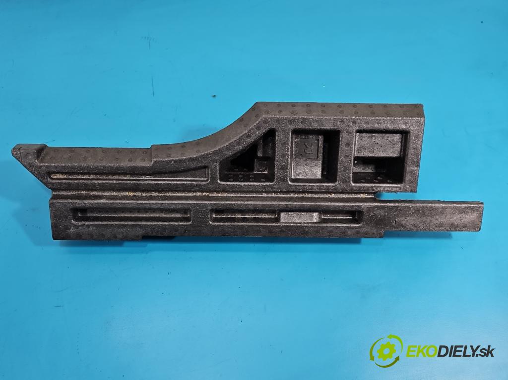 Opel Insignia B 2017-2022 2.0 cdti 209KM automatic 154 kW 1956 cm3 5- Příspěvek: Polystyren: kufra: 13487537