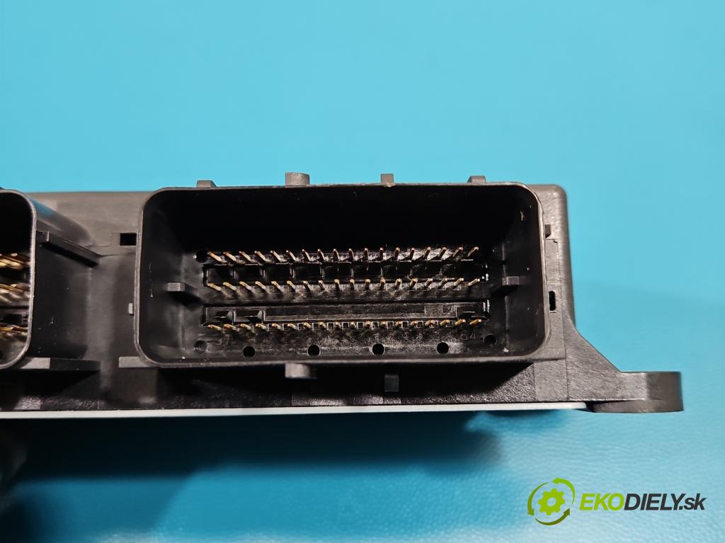 Opel Insignia B 2017-2022 2.0 cdti 209KM automatic 154 kW 1956 cm3 5- řídící jednotka polštáře: 812586170