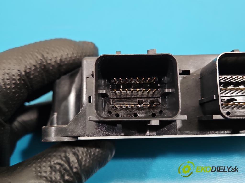 Opel Insignia B 2017-2022 2.0 cdti 209KM automatic 154 kW 1956 cm3 5- řídící jednotka polštáře: 812586170