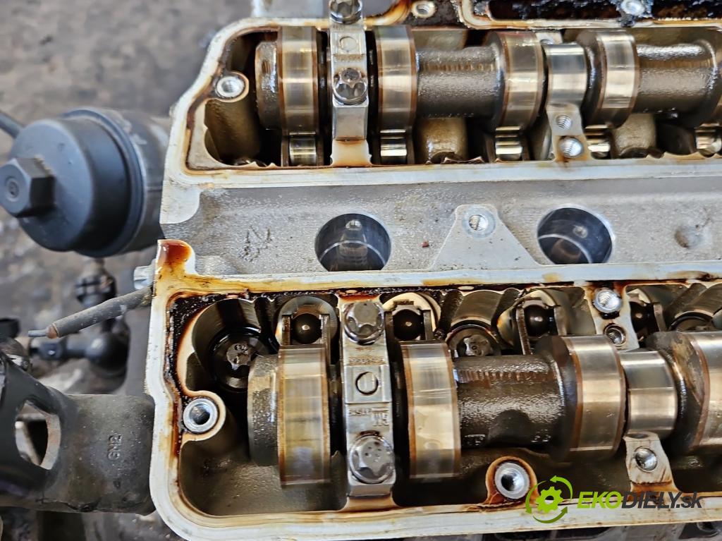 Opel Corsa E 2014-2019 1.4 16V 75 HP manual 55 kW 1398 cm3 5- Hlava: motora 55562229