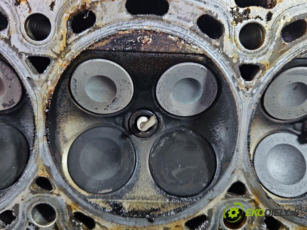 Opel Corsa E 2014-2019 1.4 16V 75 HP manual 55 kW 1398 cm3 5- Hlava: motora 55562229