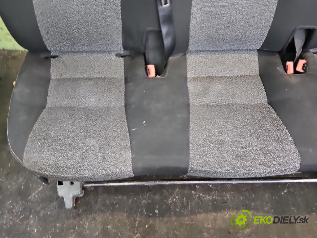 Fiat Ducato IV 2014- 2.0 jtd 116 HP manual 85 kW 1956 cm3 5- Pohovka: zadné  (Sedadlo)