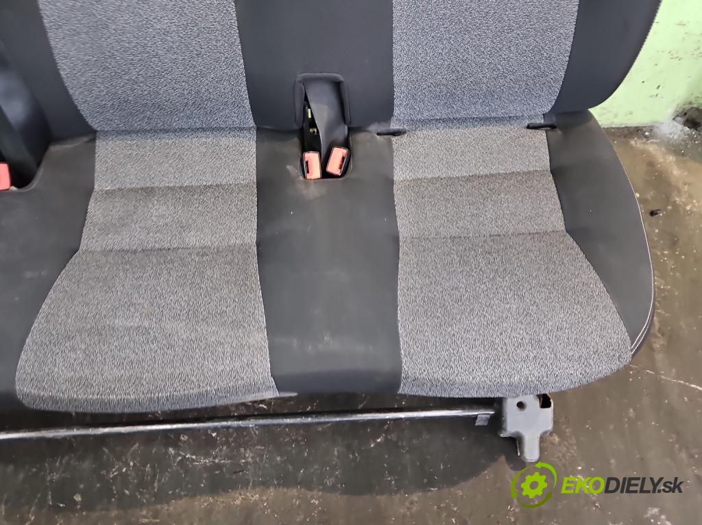 Fiat Ducato IV 2014- 2.0 jtd 116 HP manual 85 kW 1956 cm3 5- Pohovka: zadné  (Sedadlo)