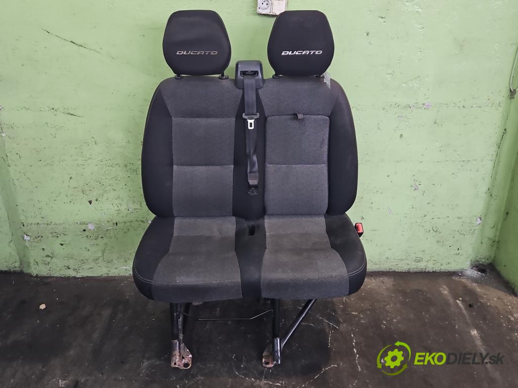 Fiat Ducato IV 2014- 2.0 jtd 116 hp manual 85 kW 1956 cm3 5- Sedadlo pravý  (Sedadlo)