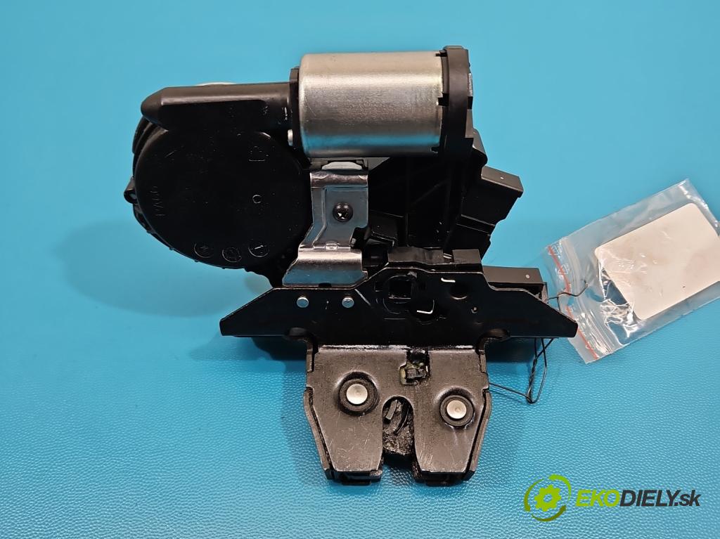 Opel Insignia B 2017-2022 2.0 cdti 209KM automatic 154 kW 1956 cm3 5- zámok kufrové dvere zadné 5920330AC